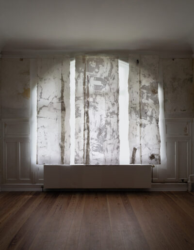 Maren Hansen, Ausstellung "Mäandern", Fensterzeichnung, Ansicht 1